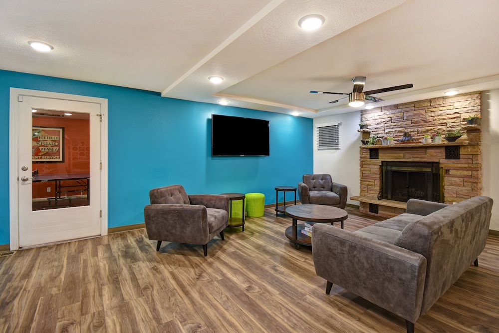 Expedition Lodge - photo 5