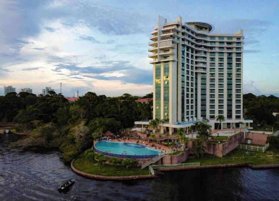 Flat em Tropical Executive Hotel in Manaus, Brasil