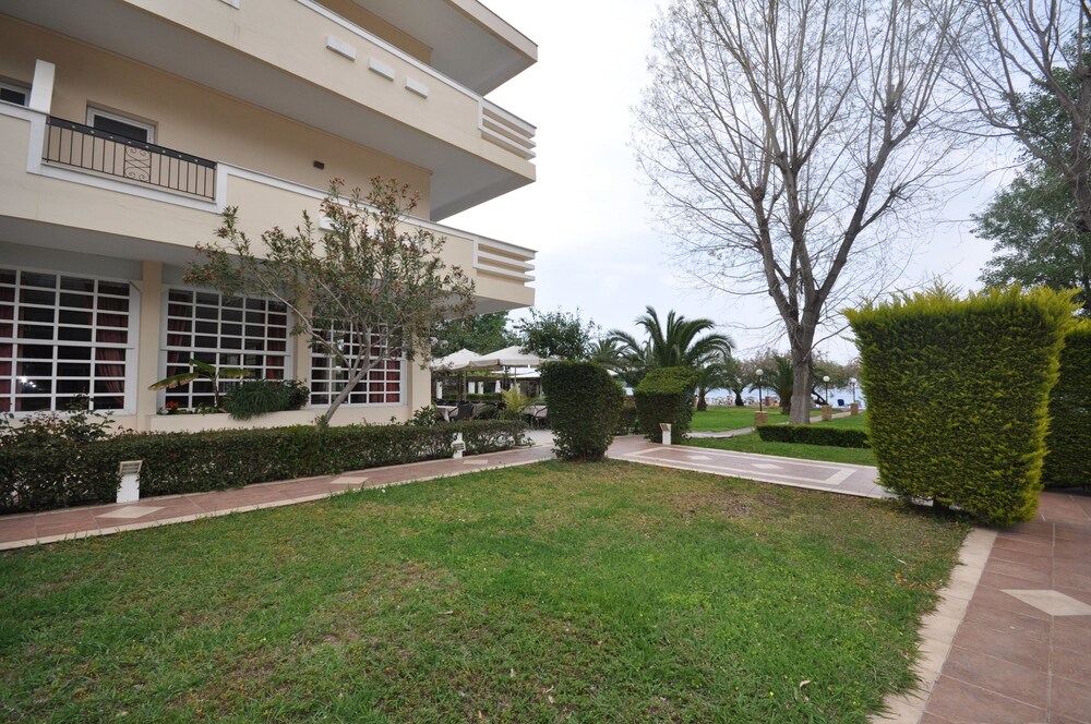 Apollon Hotel - carbon neutral hotel in Palaia Epidavros