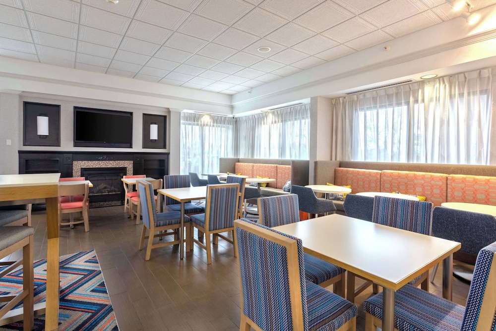 Hampton Inn Buffalo South I 90 - photo 35