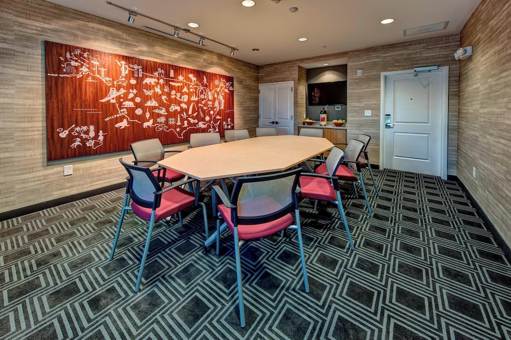 TownePlace Suites by Marriott Auburn University Area - photo 23
