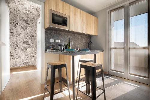 San Raffaele Apartment with Free Parking and Air Conditioning — 4-Star Luxury Hotel in Segrate, Italy