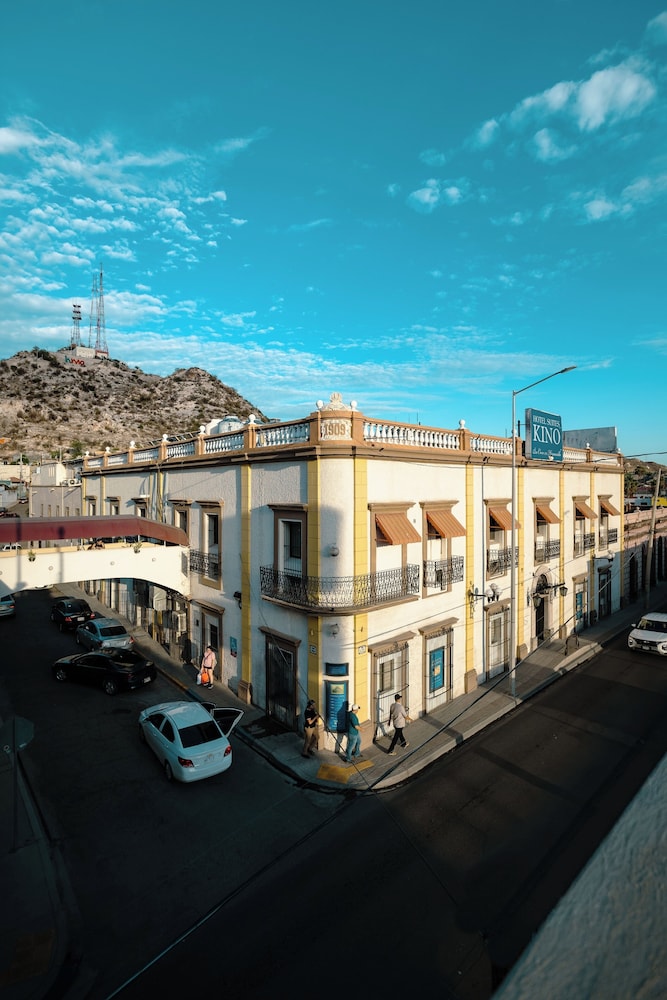 Hotel Suites Kino