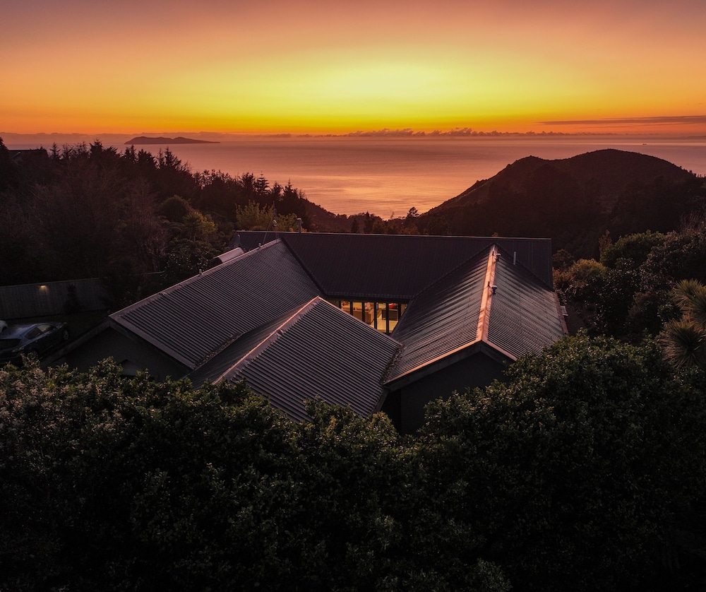 Orokawa Bay Retreat in Waihi, New Zealand