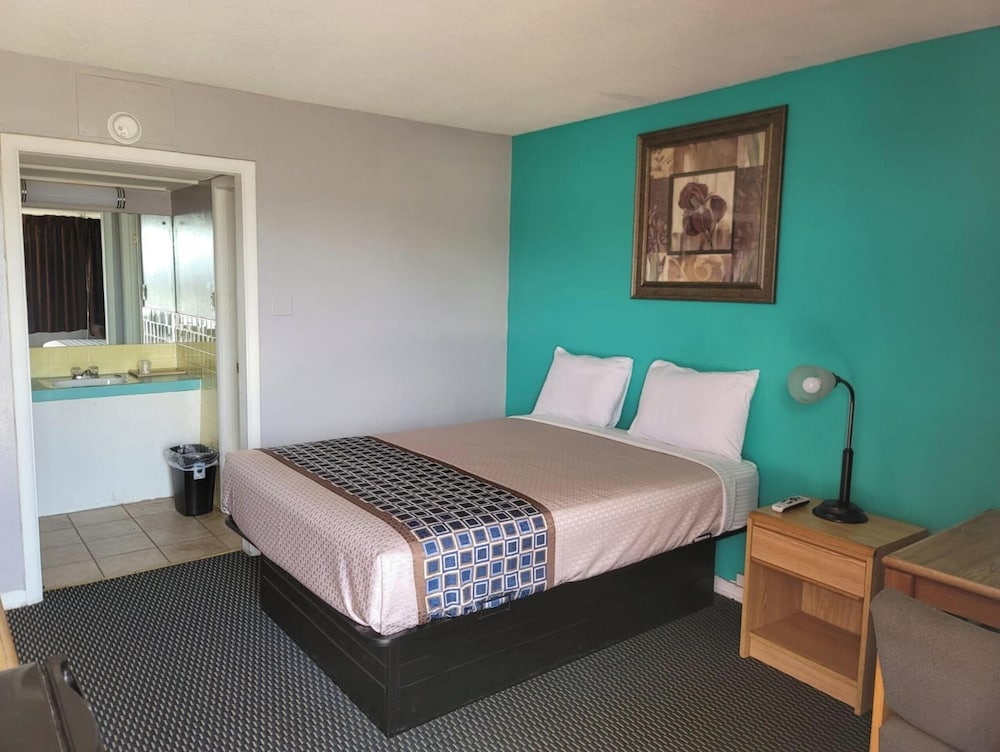 Lamplighter Inn By OYO Independence - photo 18