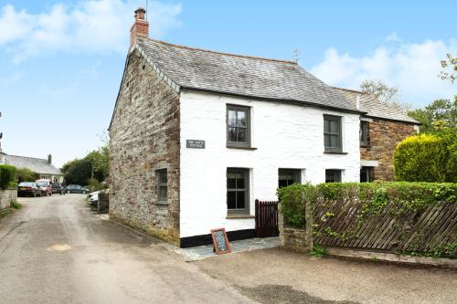 The White Cottage B&B — 4-Star Luxury Hotel in Bodmin, United Kingdom