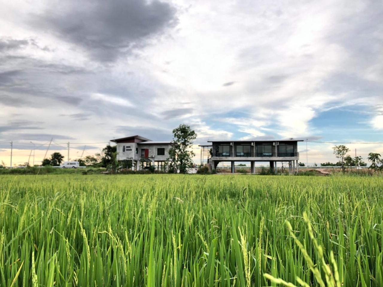 Ban Suweena — Uthai Thani