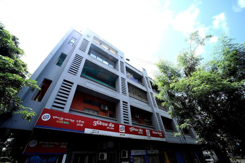Nest Stays Hostel
