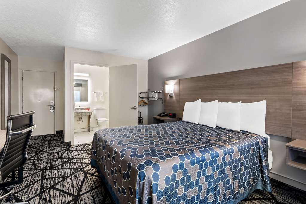 SureStay Hotel by Best Western Duncan - photo 18