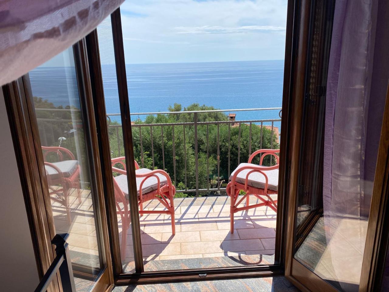 Marihome — Pisciotta
