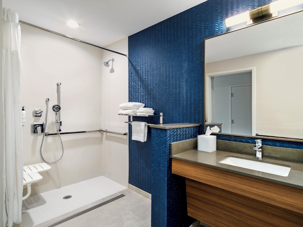 Fairfield by Marriott Inn & Suites Hanford - photo 4