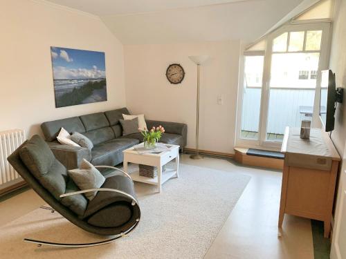 Dünenpark Binz Komfort Ferienwohnung mit 2 Schlafzimmern und Balkon im Dachgeschoss 069 — 4-Star Luxury Hotel in Ostseebad Binz, Germany