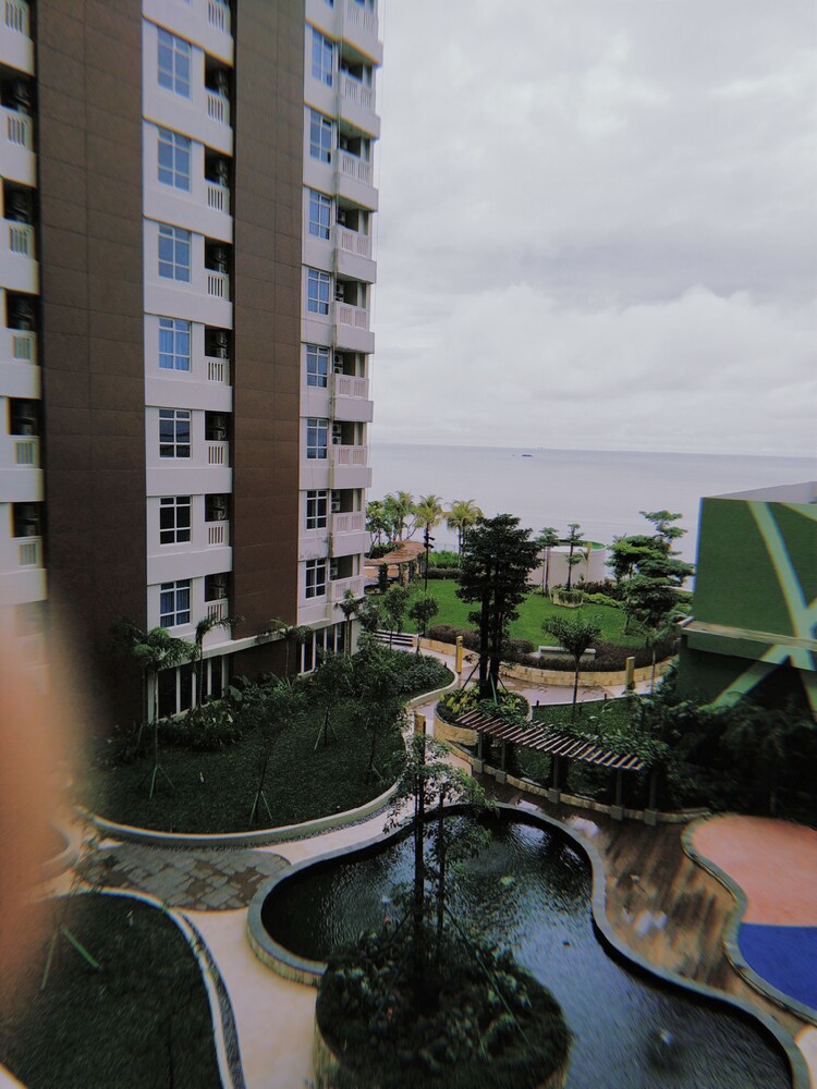 Apartment 1Bedroom Borneo Bay City Balikpapan — 4-Star Luxury Hotel in Balikpapan, Indonesia