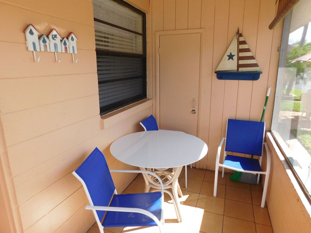 Gulf Beach Resort Motel - photo 9