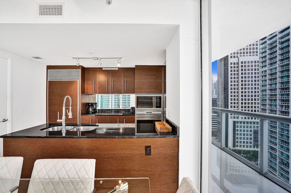 Sky City At Icon Brickell - photo 17