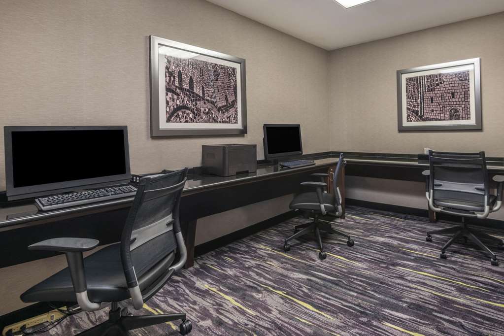 La Quinta Inn & Suites by Wyndham San Antonio Riverwalk - photo 52