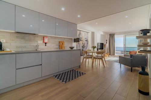 The View House Sesimbra — 4-Star Luxury Hotel in Sesimbra, Portugal