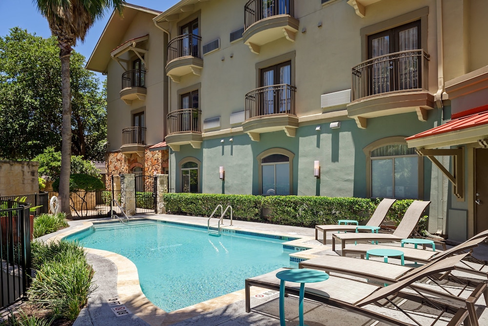 Hotel Indigo San Antonio Riverwalk by IHG - photo 26