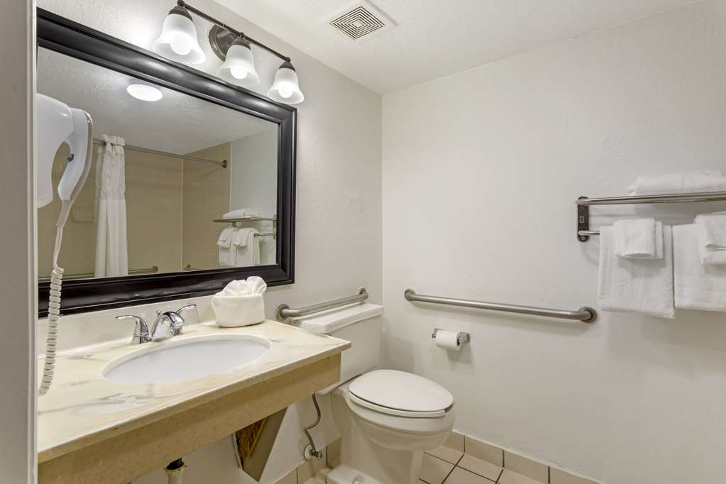 Quality Inn & Suites St Augustine Beach Area - photo 21