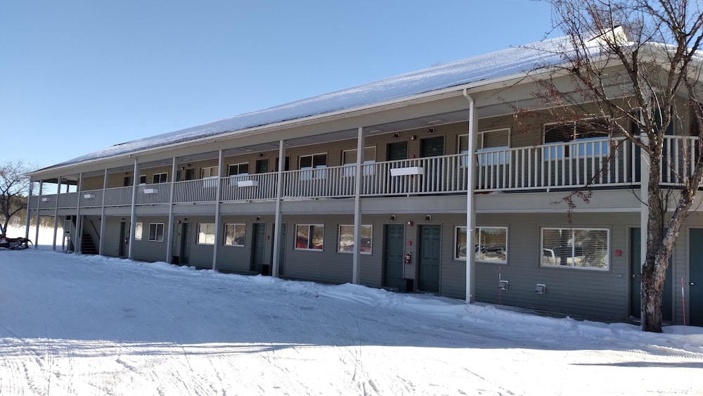 Island Pond Country Inn - photo 47