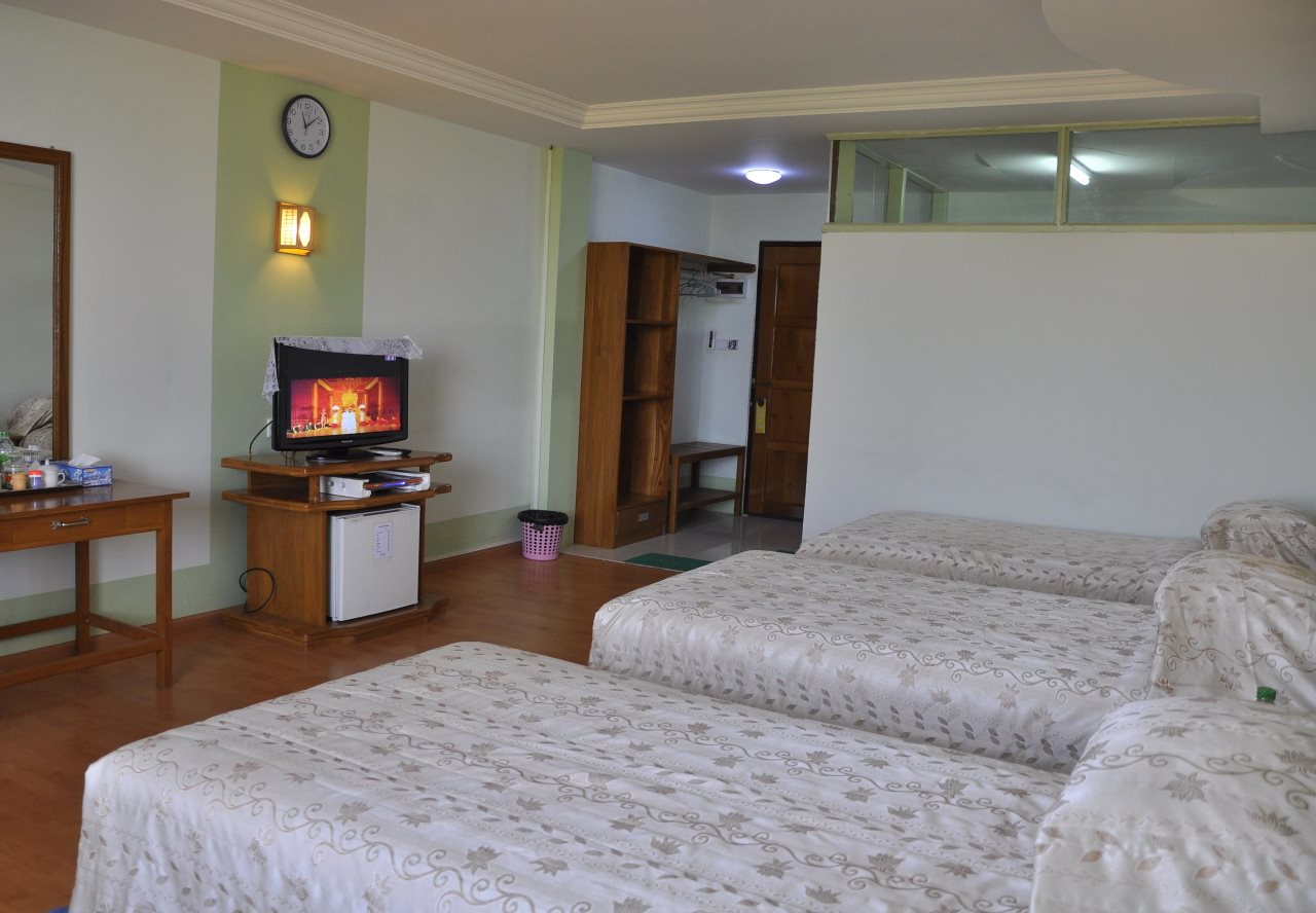 Cherry May Hotel — Pyin Oo Lwin — photo 3