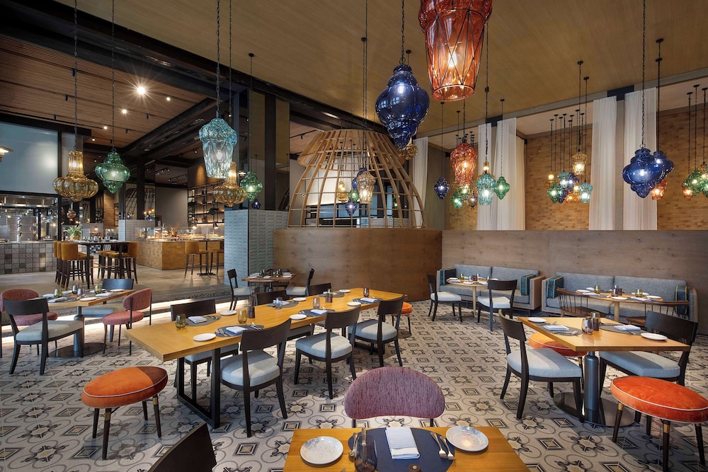 מזון ומשקאות