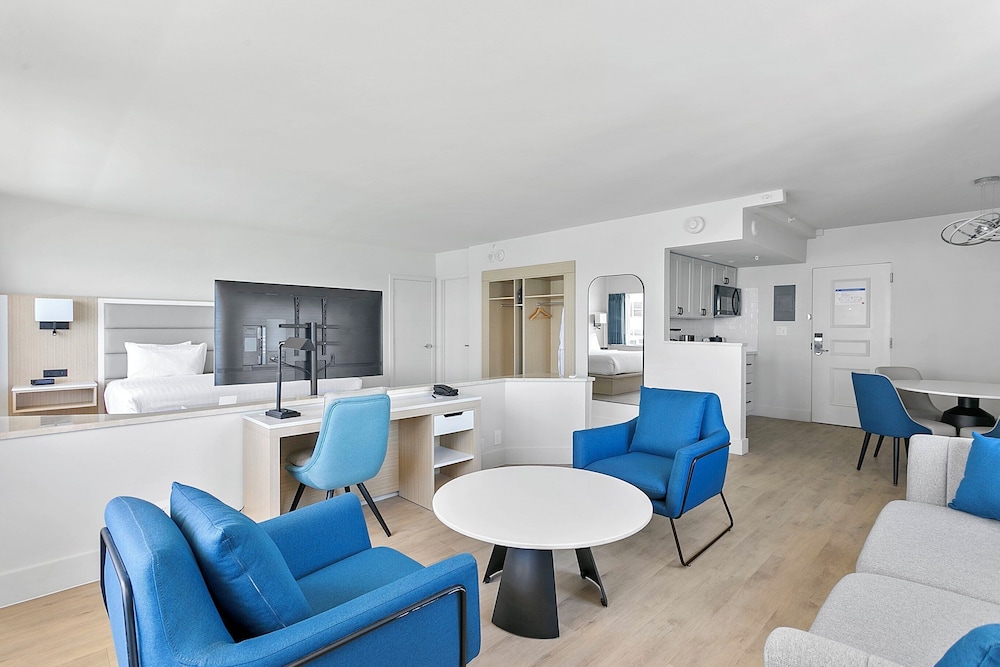 Ocean Sky Hotel and Resort - photo 29