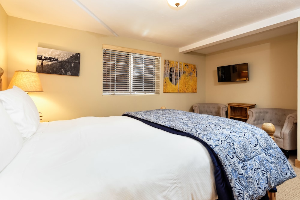 Alpenblick by Frias Properties of Aspen - photo 9