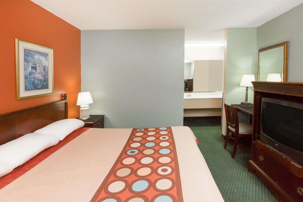 Super 8 by Wyndham Kinder LA - photo 8