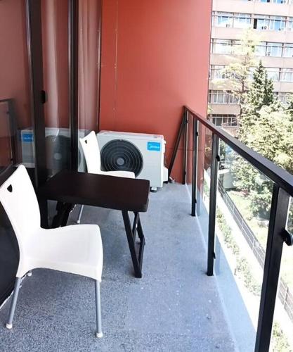Saburtalo Palace Apartments 1b