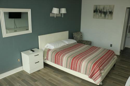 Travel Inn Fort Pierce - photo 9