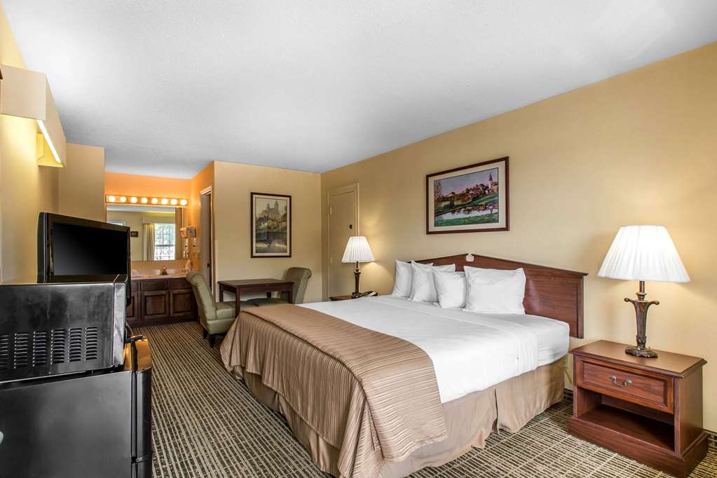 Quality Inn Jesup - photo 12
