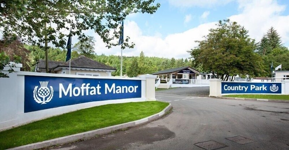Moffat Manor Holiday Resort — Moffat