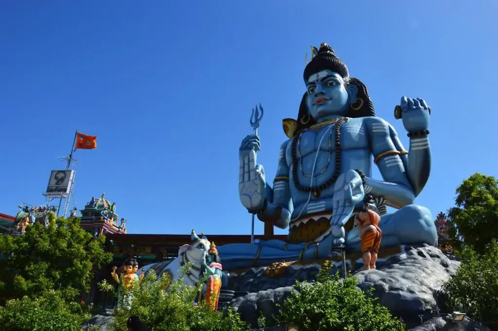 Pearl Inn Green in Trincomalee, Sri Lanka