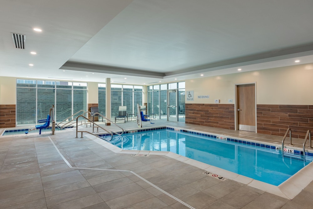 Fairfield by Marriott Inn & Suites Omaha at MH Landing - photo 105