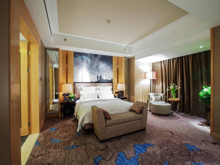 World Plaza International — 5-Star Luxury Hotel in Urumqi, People's Republic of China