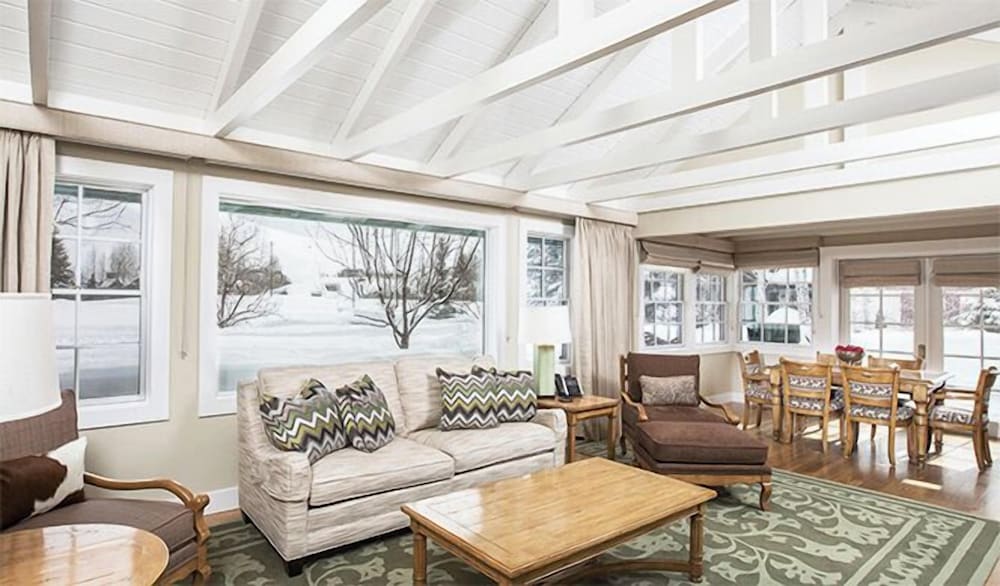 Sun Valley Inn - photo 67