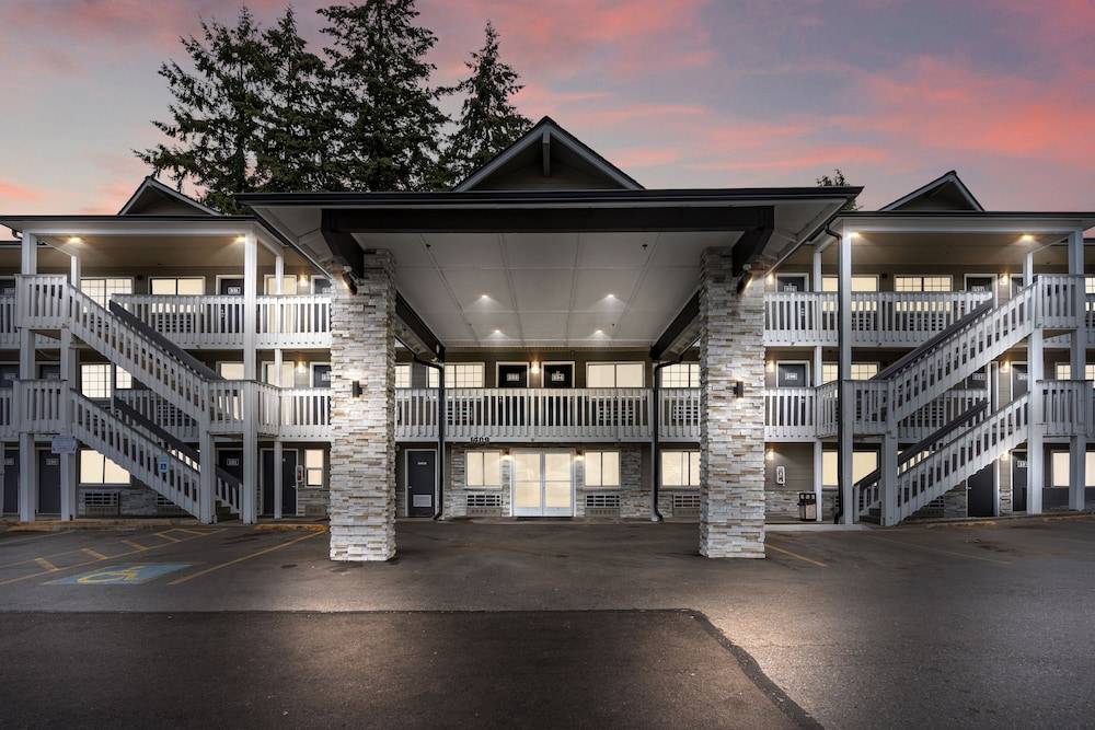 Basecamp Puyallup a Travelodge by Wyndham - featured photo