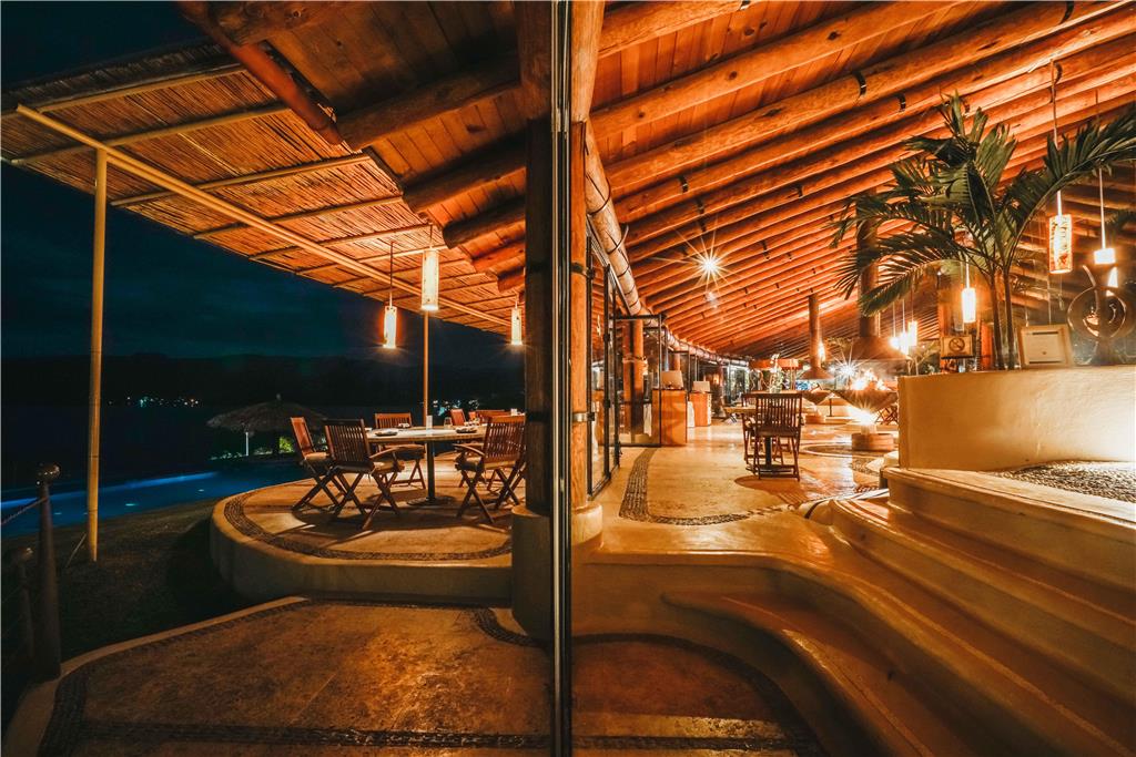El Santuario Resort Restaurant Naha