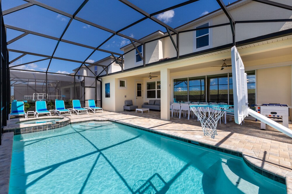 Solara Resort Luxury 9 Bedroom Homes - photo 25