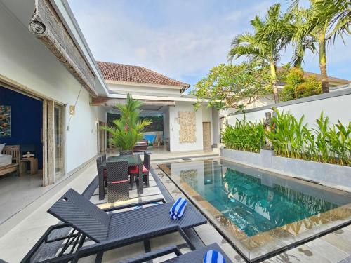 Villa Ohana 2 BR Family villa with pool in Umalas — 4-Star Luxury Hotel in Kerobokan, Indonesia