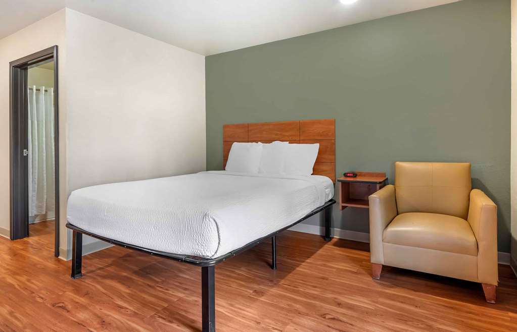 Extended Stay America Select Suites Lake Worth - photo 10