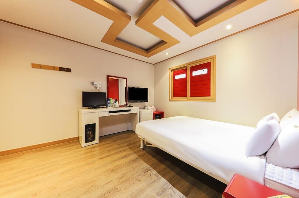 Tongyeong Omad Hotel — Kosong — photo 2