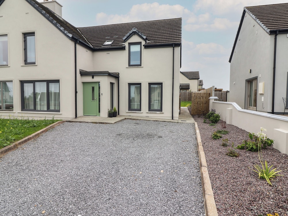 19A Lighthouse Village in Tralee, Republic of Ireland