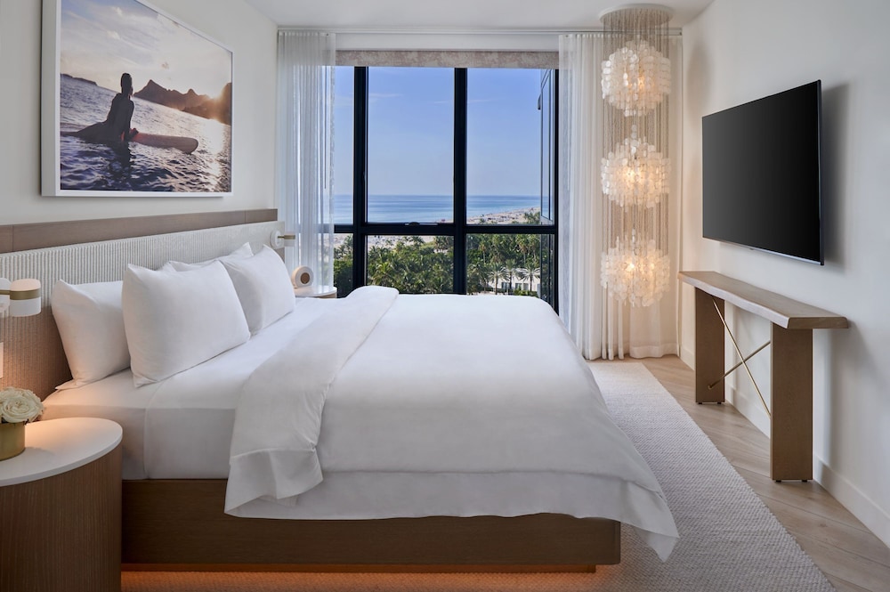 W South Beach - photo 26