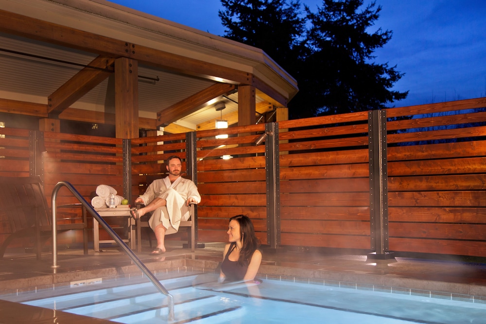 Cedarbrook Lodge - photo 13