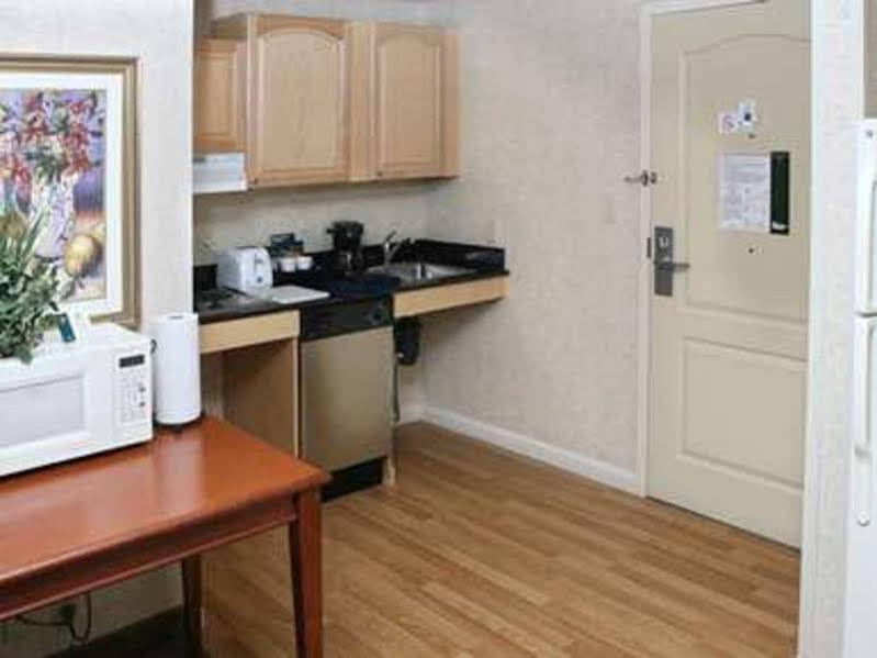 Homewood Suites by Hilton Hartford Downtown - photo 37