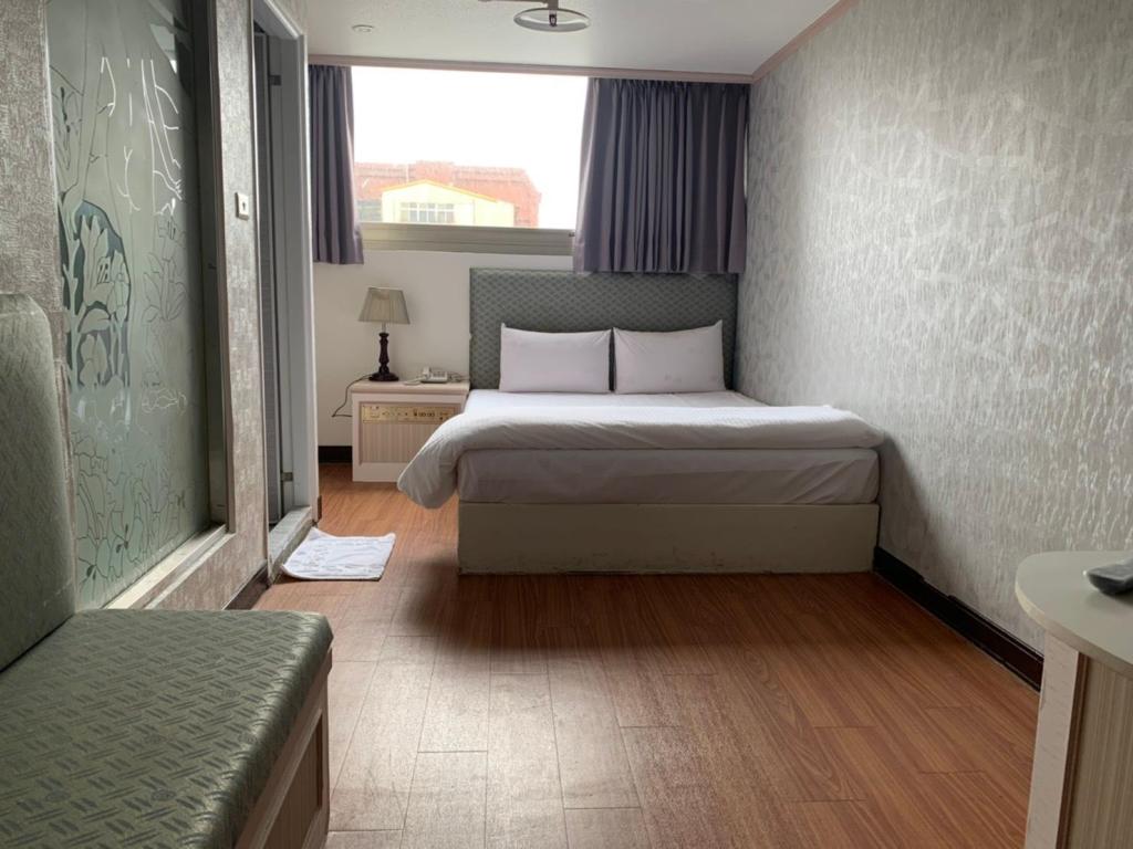 Chrysler Hotel - last minute hotel in Taipei