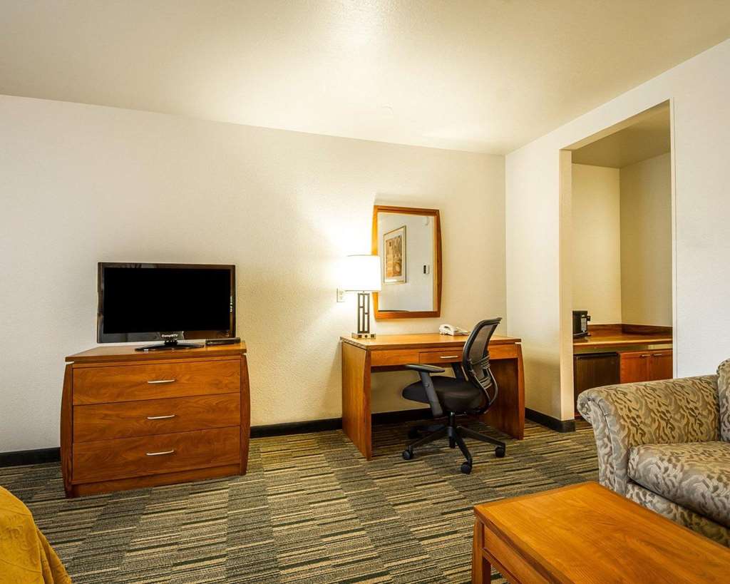 Quality Inn Petaluma Sonoma - photo 13