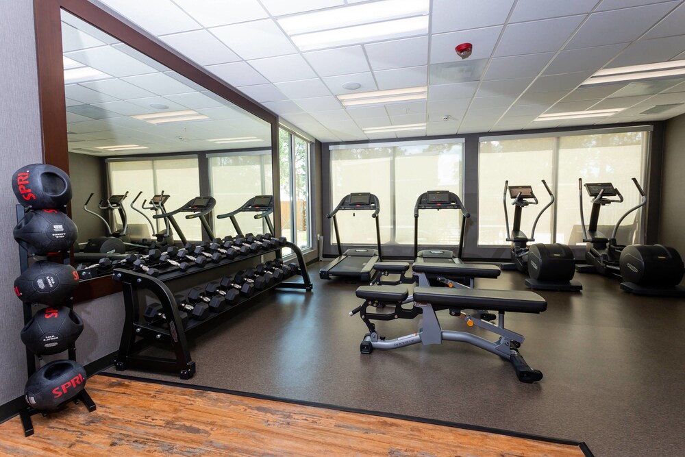 Fairfield Inn & Suites by Marriott Bay City - photo 9